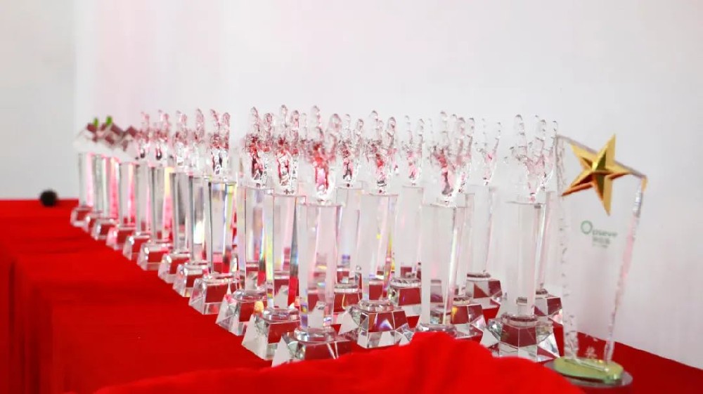 2021年感謝每一位奧蓓斯人的辛勤付出，2022年共創(chuàng)輝煌、再接再厲！