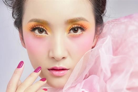 睡覺不卸妝等于毀容