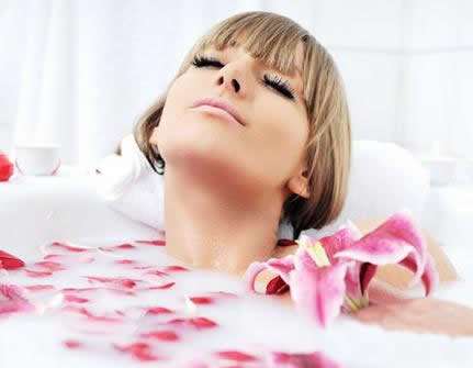 潤膚安神的牛奶浴