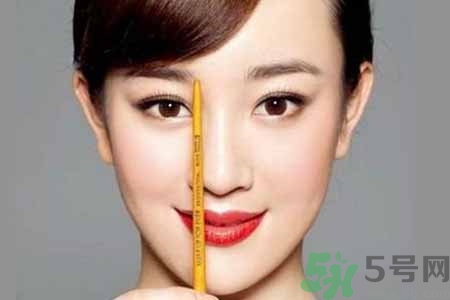 眉毛上可以涂生發(fā)液嗎？眉毛涂生發(fā)水有副作用嗎？