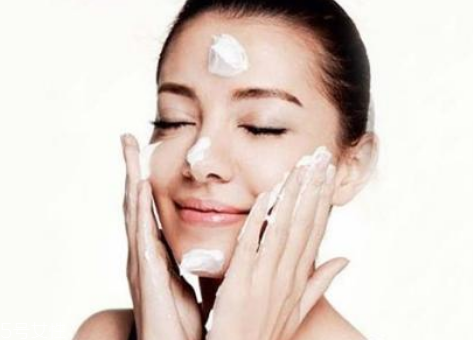 敏感肌可以用水楊酸嗎？水楊酸適合敏感肌嗎？