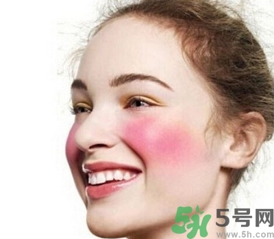 敏感性皮膚用什么洗面奶？敏感性皮膚怎么修復？