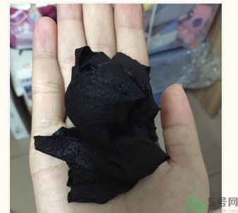 奧蓓斯黑面膜怎么樣？奧蓓斯水光黑面膜好用嗎？