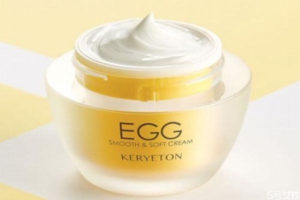 【素顏霜oem廠家】素顏霜的功效有哪些?跟面霜有什么不同?