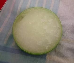 護(hù)膚品凍了還能用嗎？化妝品凍成冰了還能用嗎？