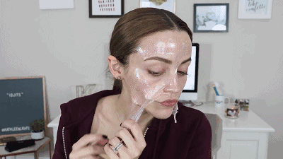 【清潔面膜oem代加工廠家】為什么要用清潔面膜?多久用一次?